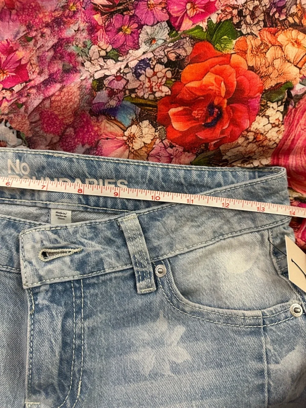 No Boundaries Extra Baggy Jeans 32” inseam size 0 NWT - Picture 7 of 10